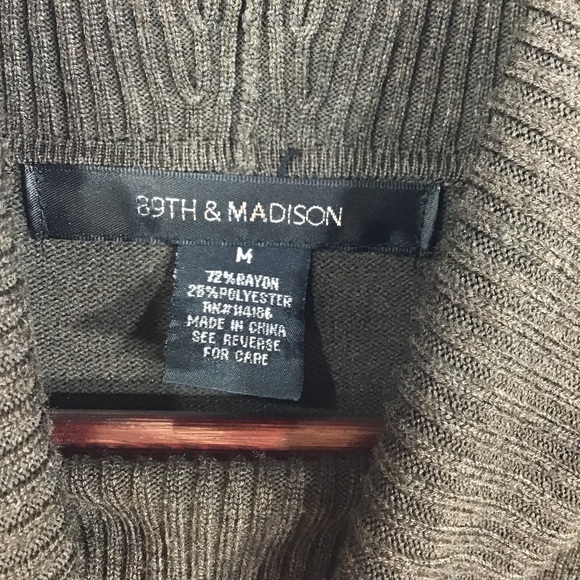 89th & Madison Medium Turtleneck Sweater - Picture 2 of 5